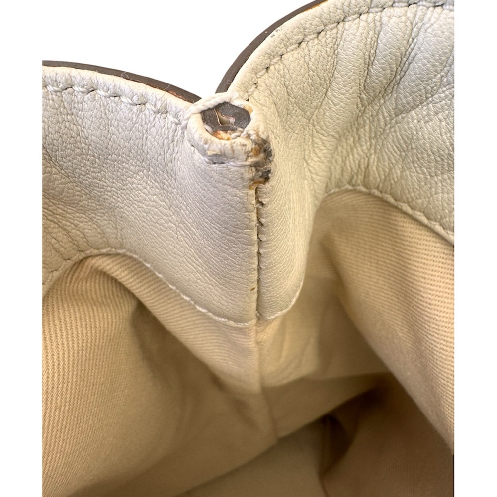 Authentic MARC JACOBS ‘Ursula’ Cream Calfskin Leather Quilted Bag w/ Dust Bag - Picture 12 of 16